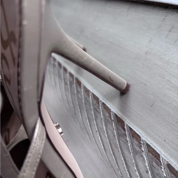 Sam Edelman Women's Ayla mettalic Heels - Picture 4 of 8